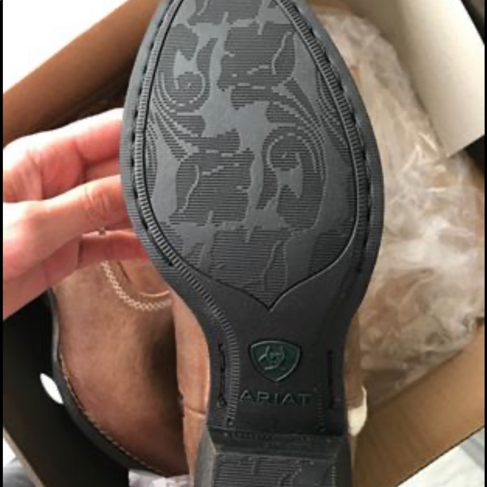 Ariat boots - Picture 3 of 4